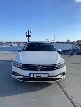 VW Passat 2.0 TDI DSG Много запазен, снимка 3