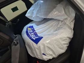 Audi E-Tron * 55 QUATTRO * CARFAX * БЕЗ ПЪРВОНАЧАЛНА ВНОСКА, снимка 12 - Автомобили и джипове - 53681833