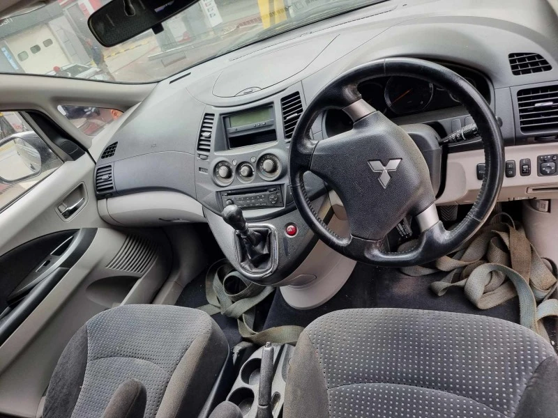 Mitsubishi Grandis 2.0 DI-D Печка, снимка 5 - Автомобили и джипове - 42105685