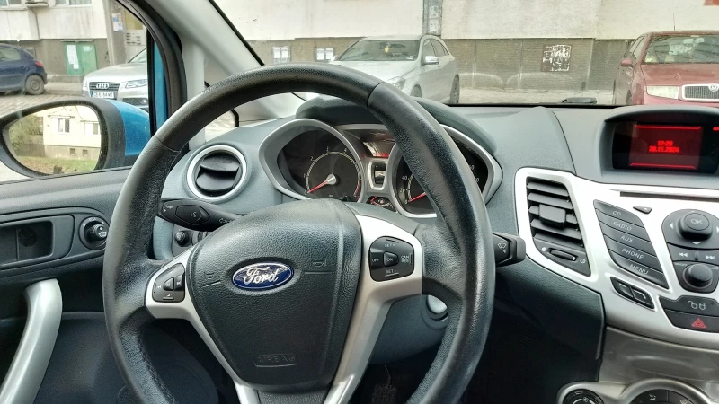 Ford Fiesta, снимка 10 - Автомобили и джипове - 48081843