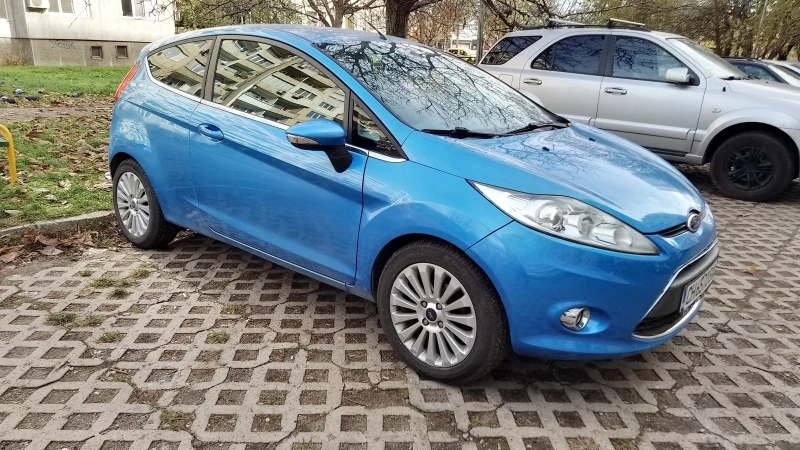 Ford Fiesta, снимка 2 - Автомобили и джипове - 48081843