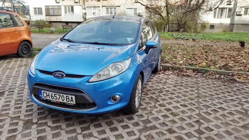 Ford Fiesta, снимка 1 - Автомобили и джипове - 48081843