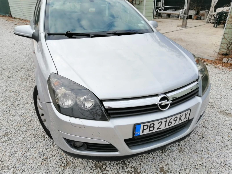 Opel Astra 1.9 CDT 6ск, снимка 7 - Автомобили и джипове - 48144725