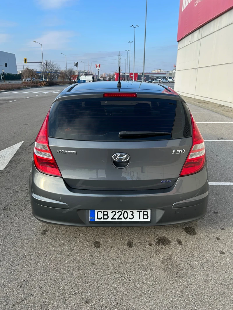 Hyundai I30 1.4i 109кс , снимка 6 - Автомобили и джипове - 48513778