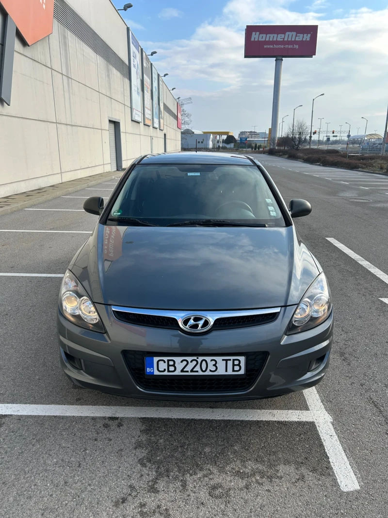 Hyundai I30 1.4i 109кс , снимка 2 - Автомобили и джипове - 48513778