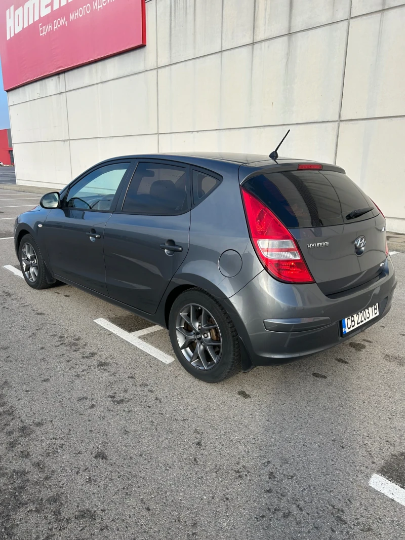 Hyundai I30 1.4i 109кс , снимка 5 - Автомобили и джипове - 48513778