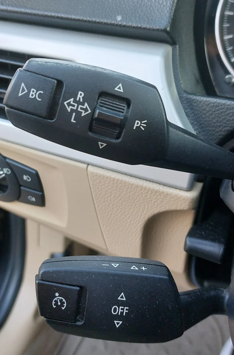 BMW 320 D facelift, снимка 8 - Автомобили и джипове - 52356824