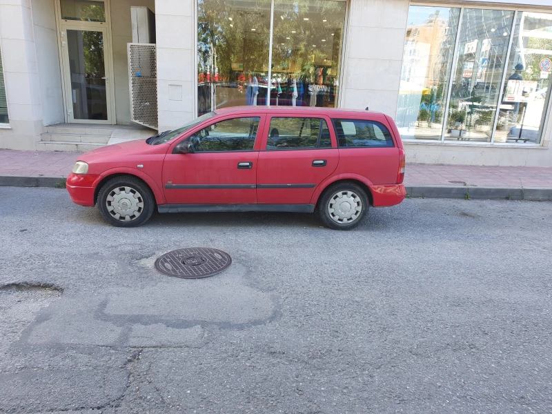 Opel Astra, снимка 2 - Автомобили и джипове - 52011145