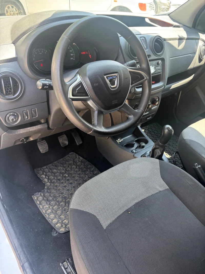 Dacia Dokker 1.6* Фабрична Газ, снимка 6 - Автомобили и джипове - 51889218