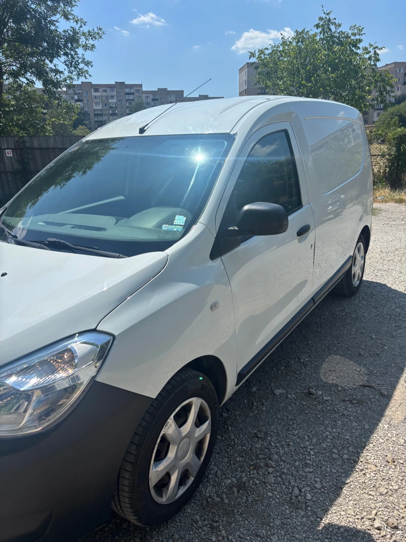 Dacia Dokker 1.6* Фабрична Газ, снимка 4 - Автомобили и джипове - 51889218