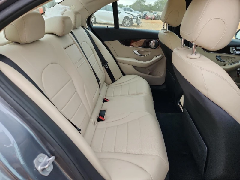 Mercedes-Benz C 300 4MATIC* BURMESTER* ПОДГРЕВ* ПАНОРАМА* KEYLESS, снимка 9 - Автомобили и джипове - 52515779