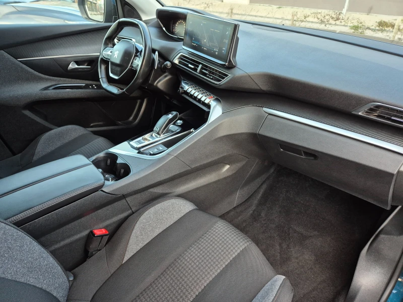 Peugeot 5008 1.5 HDI -LED-KEYLESS-DISTRONIK-DIGITAL-LANE ASSIST, снимка 10 - Автомобили и джипове - 52539129