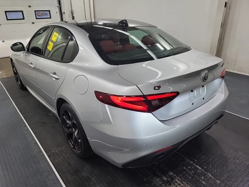 Alfa Romeo Giulia * TI SPORT * CARFAX * ЦЕНА ДО БГ, снимка 6 - Автомобили и джипове - 53010093