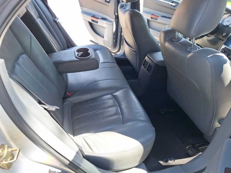 Chrysler 300c 5.7 hemi 4x4 Газов инжекцион, снимка 12 - Автомобили и джипове - 53283746
