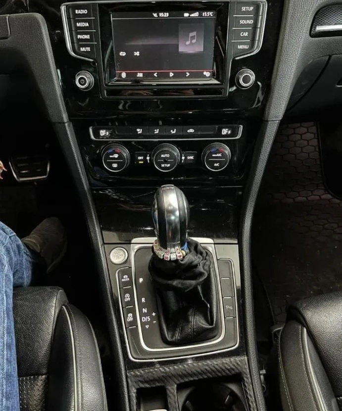 VW Golf 1.6TDI - изображение 4