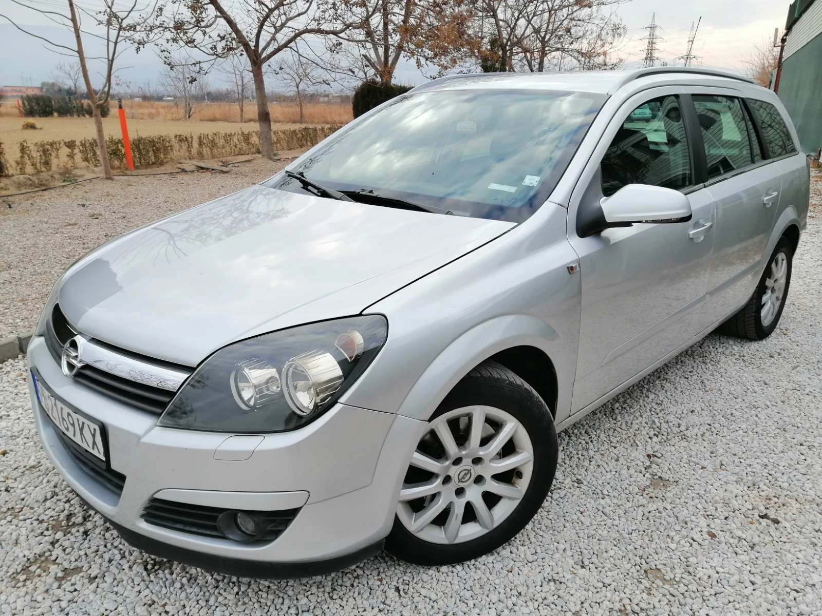 Opel Astra 1.9 CDT 6ск - изображение 10