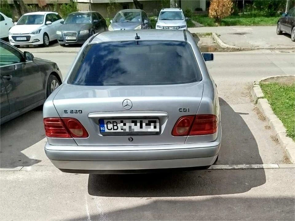 Mercedes-Benz E 220 CDI - изображение 10