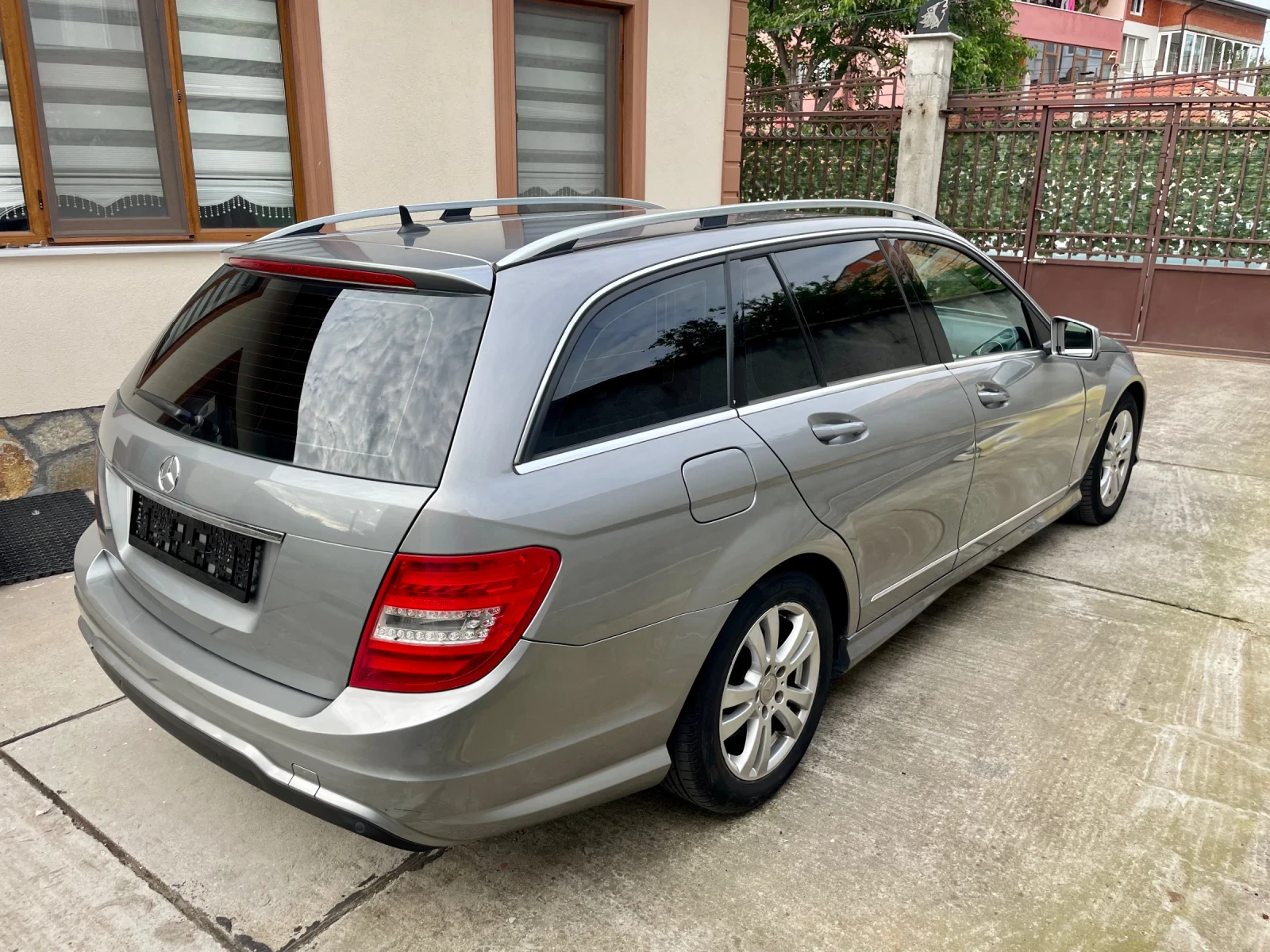 Mercedes-Benz C 200 2.2 CDI AMG AUTOMAT - изображение 4