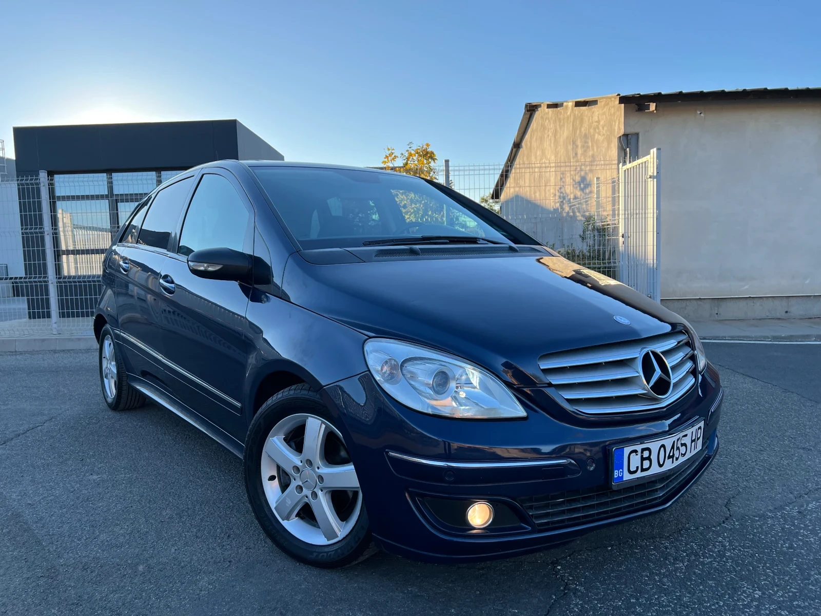 Mercedes-Benz B 200 CDI - изображение 2