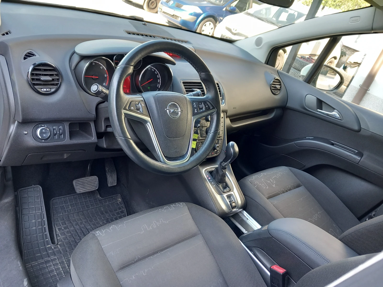Opel Meriva 1.7CDTI Автоматик - изображение 10