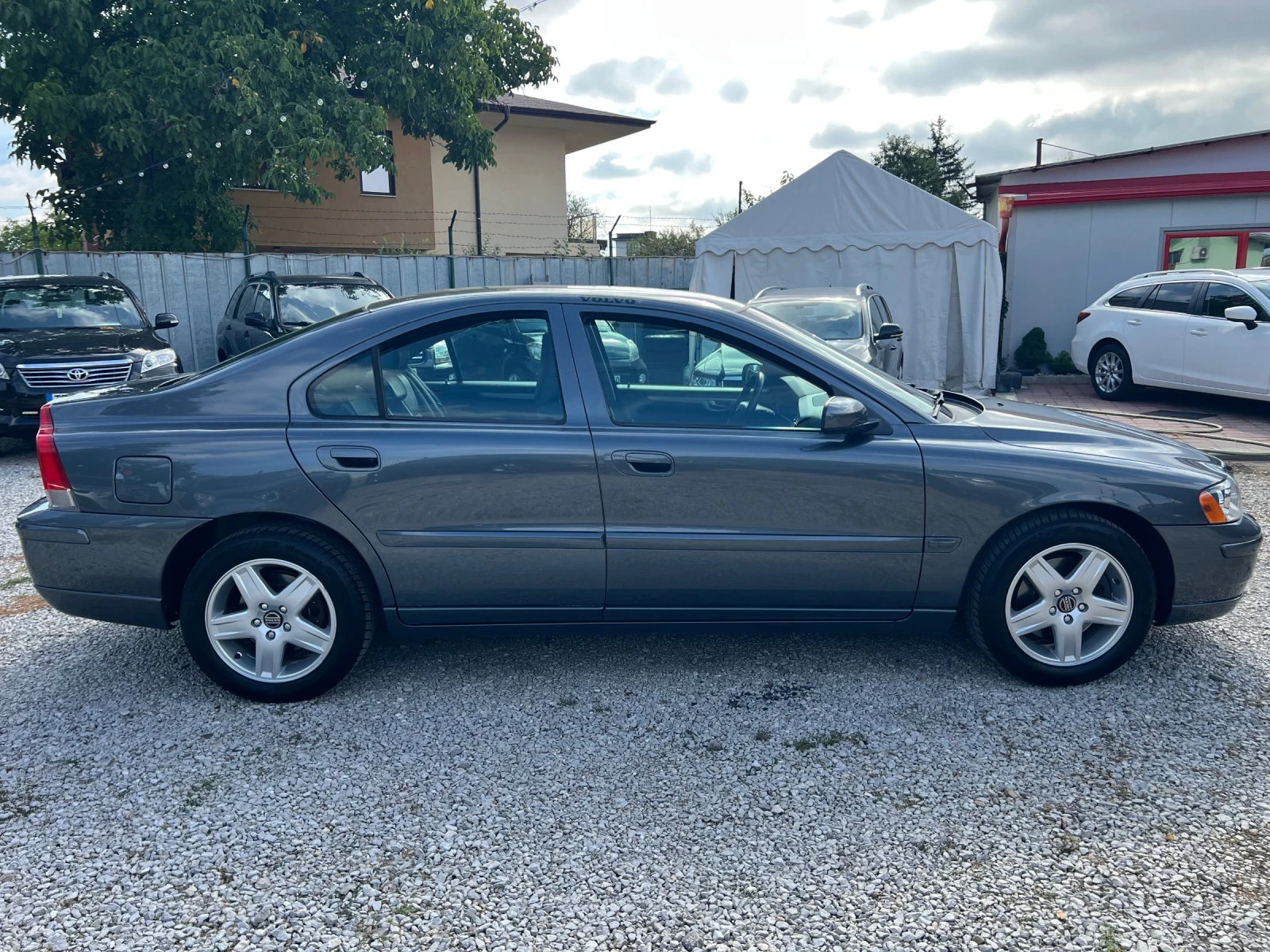 Volvo S60 2.4i* АВТОМАТИК* КОЖА*  - изображение 4