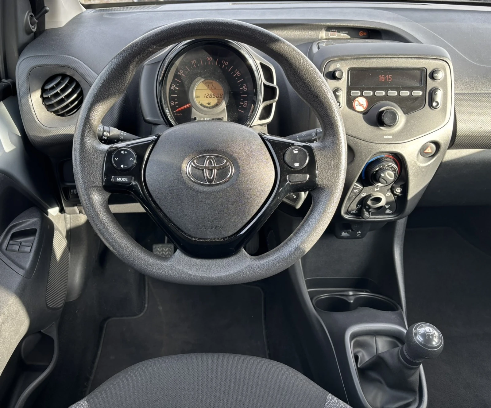 Toyota Aygo Aygo-X 1.0 72 hp - изображение 10