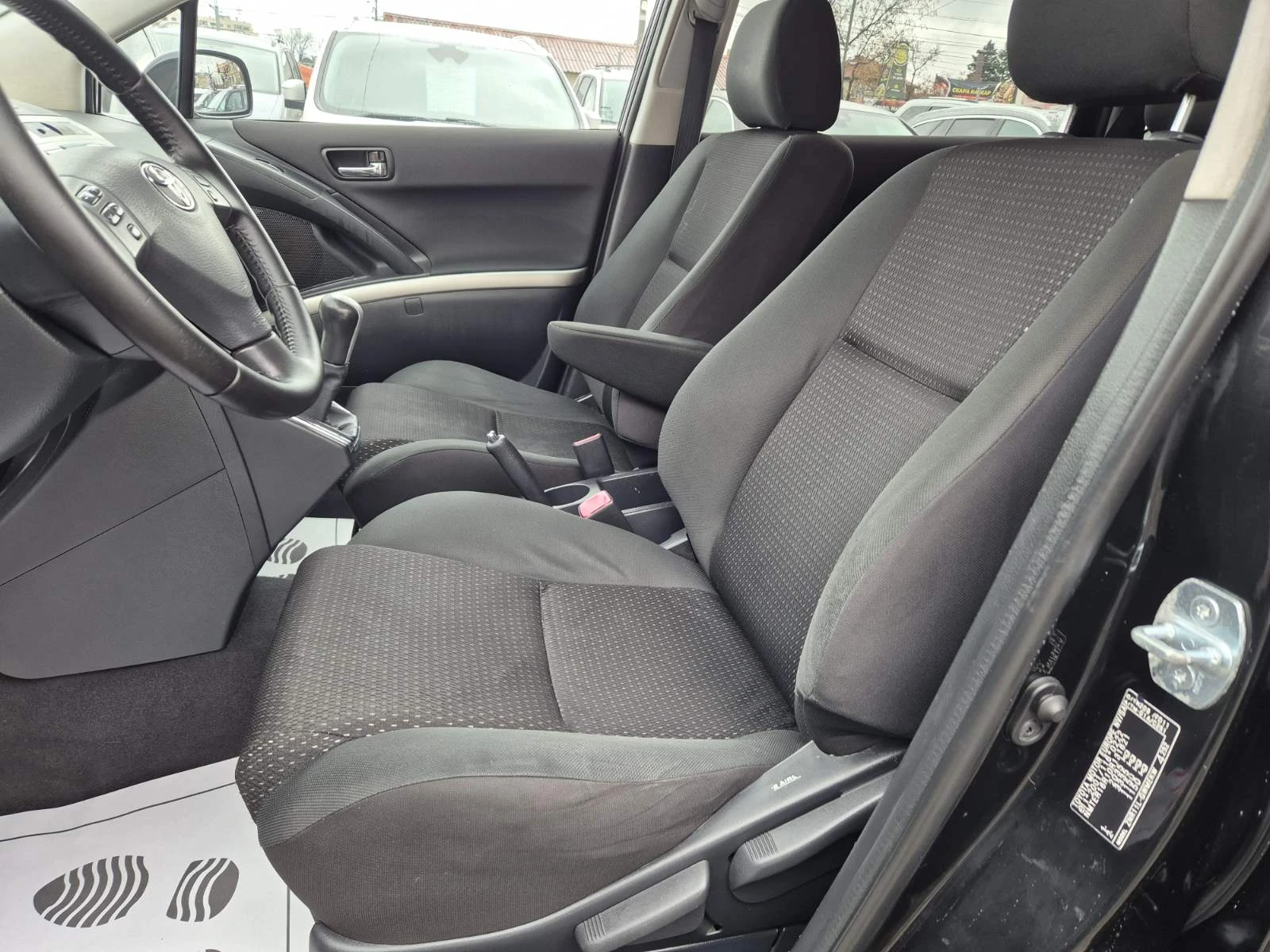 Toyota Corolla verso 1.8VVT-I-FACE LIFT-GPL - изображение 7