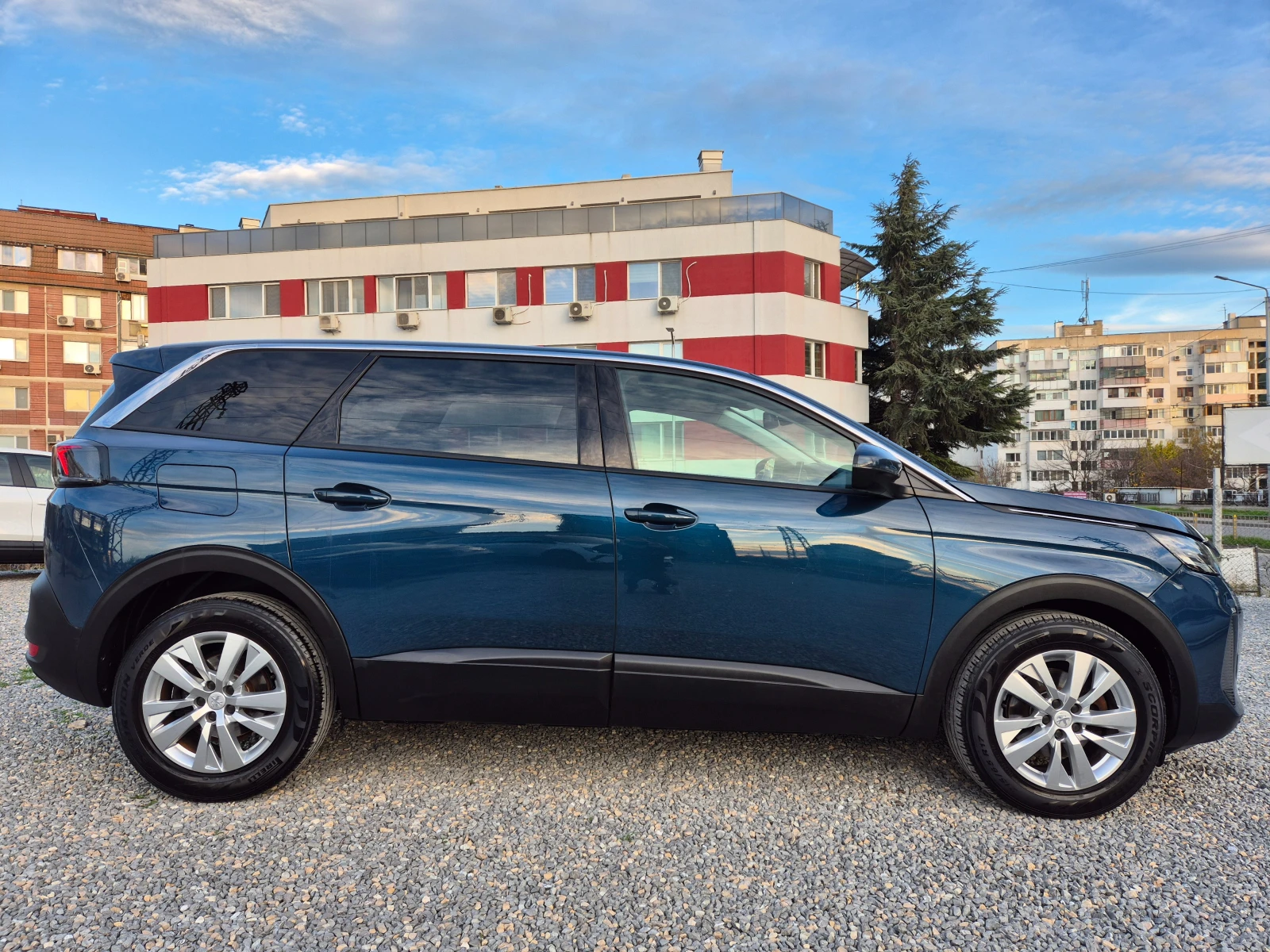 Peugeot 5008 1.5 HDI -LED-KEYLESS-DISTRONIK-DIGITAL-LANE ASSIST | Mobile.bg   7