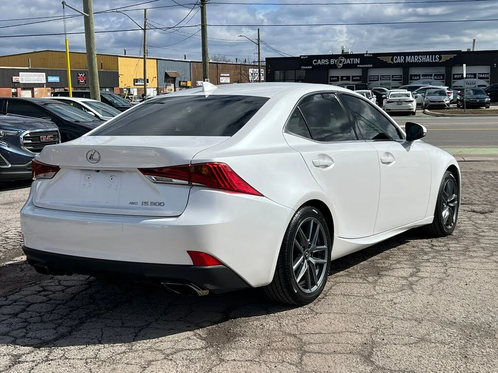 Lexus IS 300 * АвтоКредит * (ЦЕНА ДО БГ), снимка 5 - Автомобили и джипове - 53866628