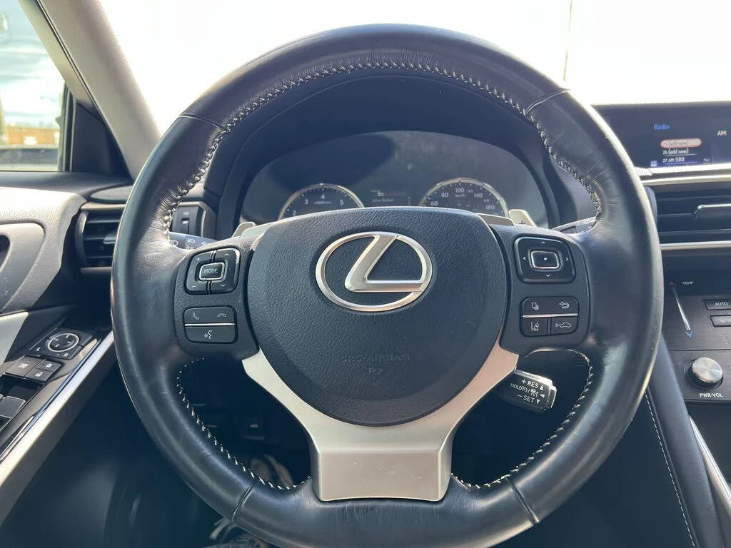 Lexus IS 300 * АвтоКредит * (ЦЕНА ДО БГ), снимка 11 - Автомобили и джипове - 53866628