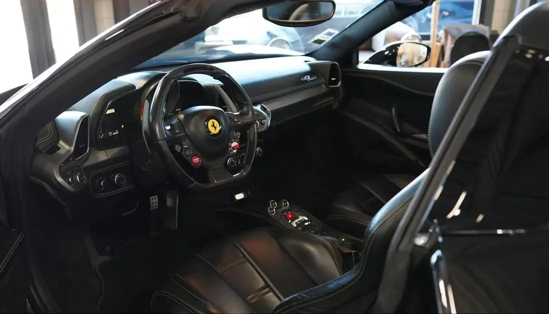 Ferrari 458 Italia Spider, снимка 5 - Автомобили и джипове - 54063763