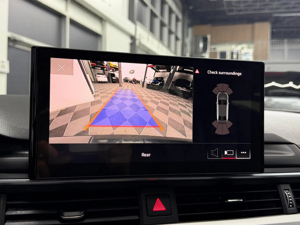 Audi A4 QUATTRO* KOMFORT* ПОДГРЕВИ* PANO* CAM* , снимка 14 - Автомобили и джипове - 54161920