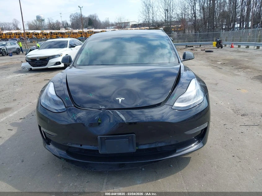 Tesla Model 3 Long Range Dual Motor All-Wheel Drive, снимка 12 - Автомобили и джипове - 54435731