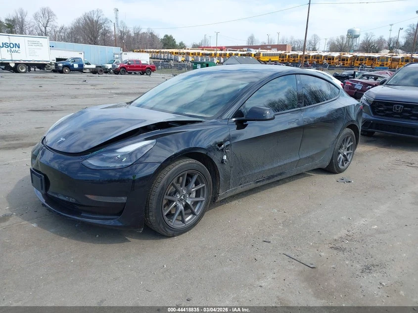 Tesla Model 3 Long Range Dual Motor All-Wheel Drive, снимка 2 - Автомобили и джипове - 54435731