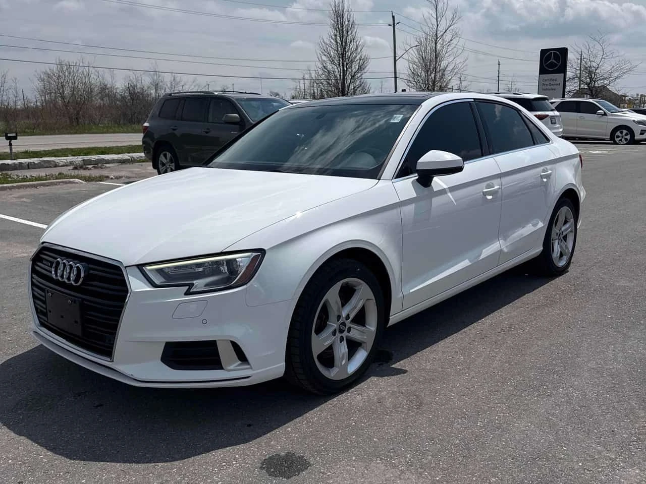 Audi A3 * Komfort * PANO* KEYLESS* �������*  | Mobile.bg � ����������� 1