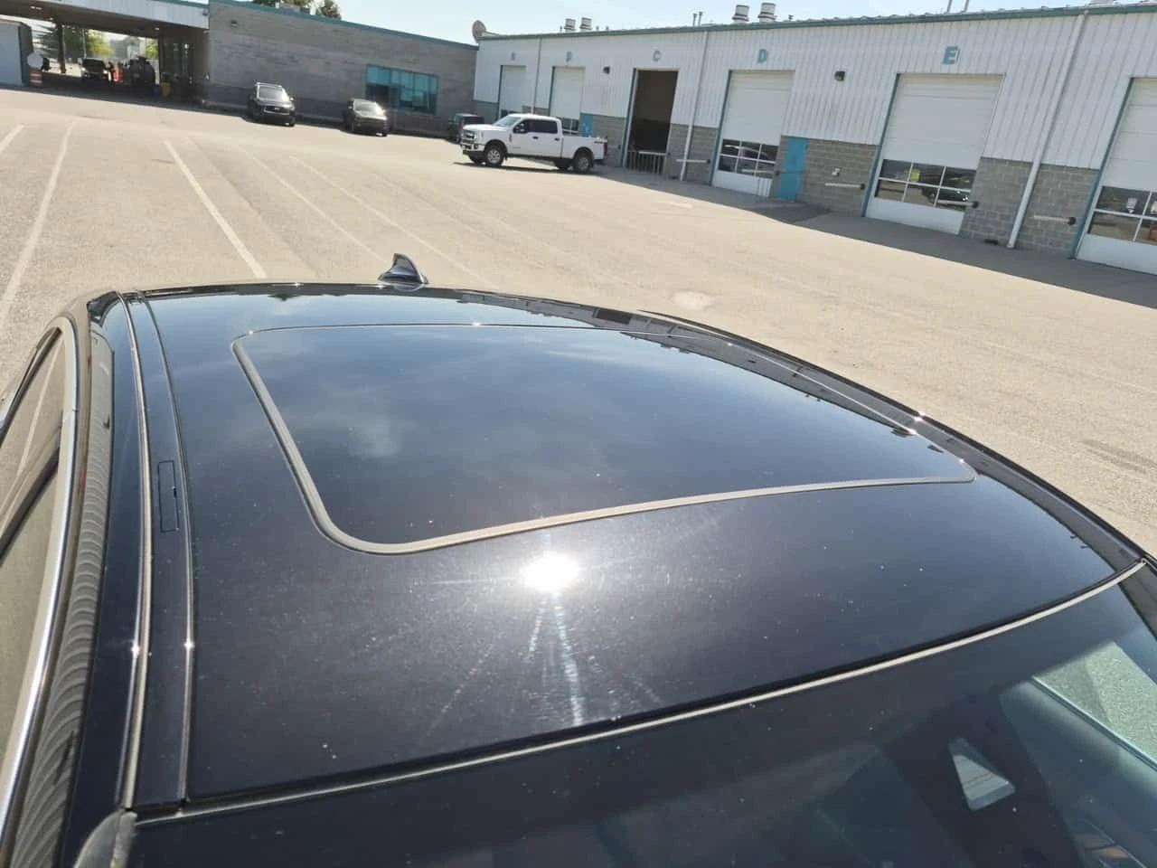 BMW 330 330I XDRIVE/ПОДГРЕВ/ШИБЕДАХ/CARFAX/ФИНАНСИРАНЕ, снимка 5 - Автомобили и джипове - 54673039