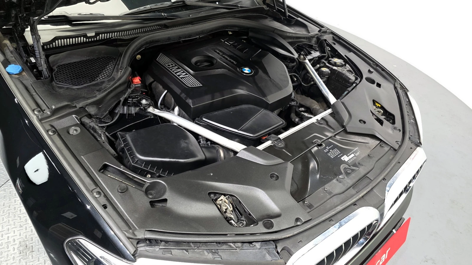 BMW 330 530i xDrive Luxury Plus| HUD| Адаптивен круиз| Пам, снимка 5 - Автомобили и джипове - 55328215