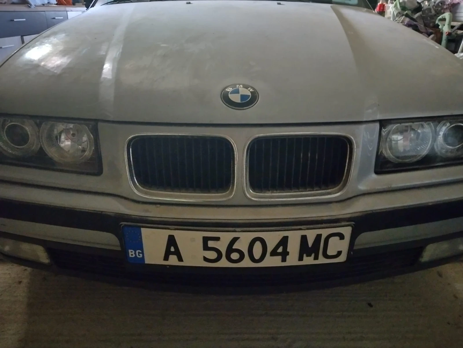 BMW 320