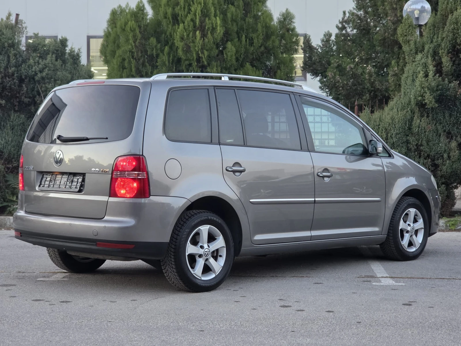 VW Touran 6+ 1 ITALIA | Mobile.bg � ����������� 10
