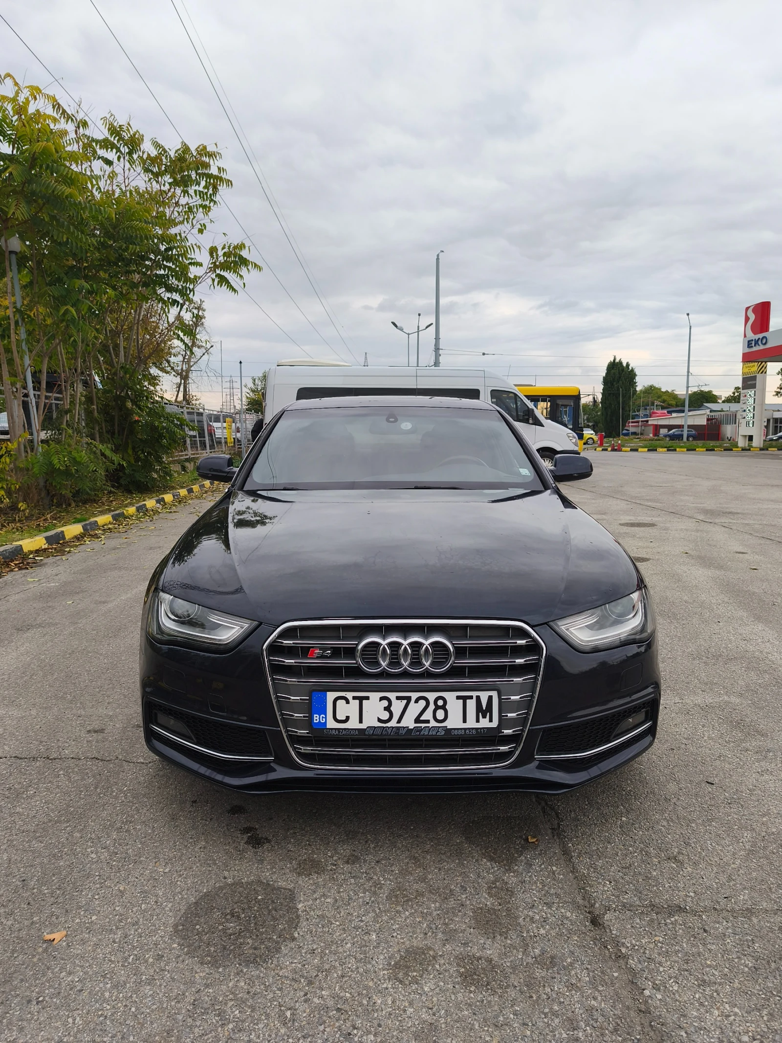 Audi A4 TFSI Quattro, снимка 2 - Автомобили и джипове - 55919986