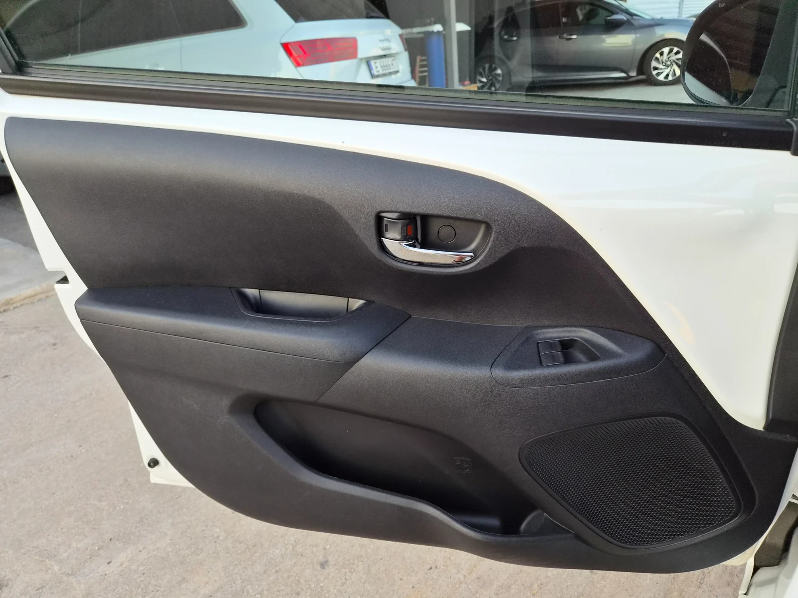 Citroen C1 Avtomat EURO 6, снимка 17 - Автомобили и джипове - 55968783