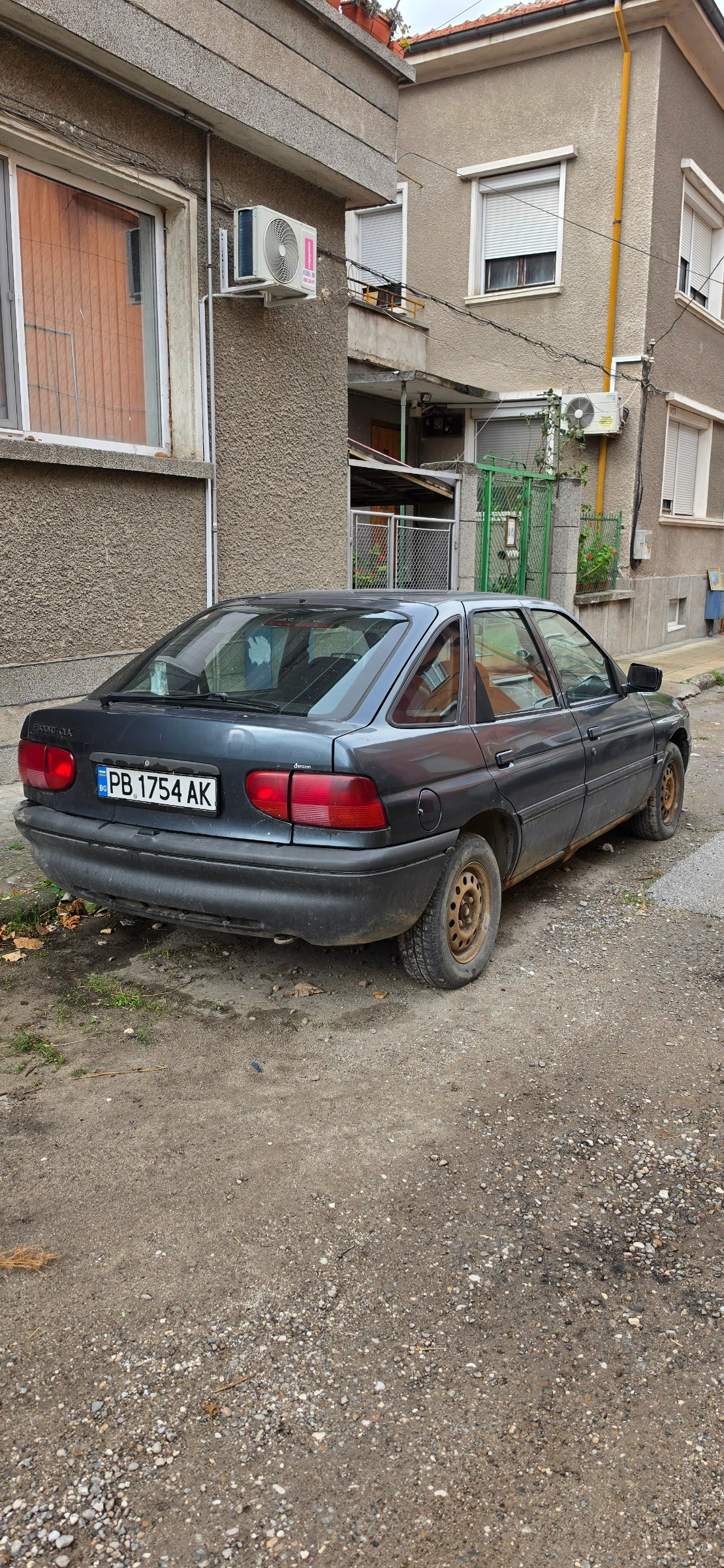 Ford Escort, снимка 4 - Автомобили и джипове - 56713115
