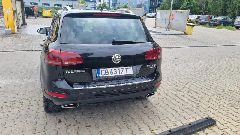 VW Touareg, снимка 3 - Автомобили и джипове - 48481253