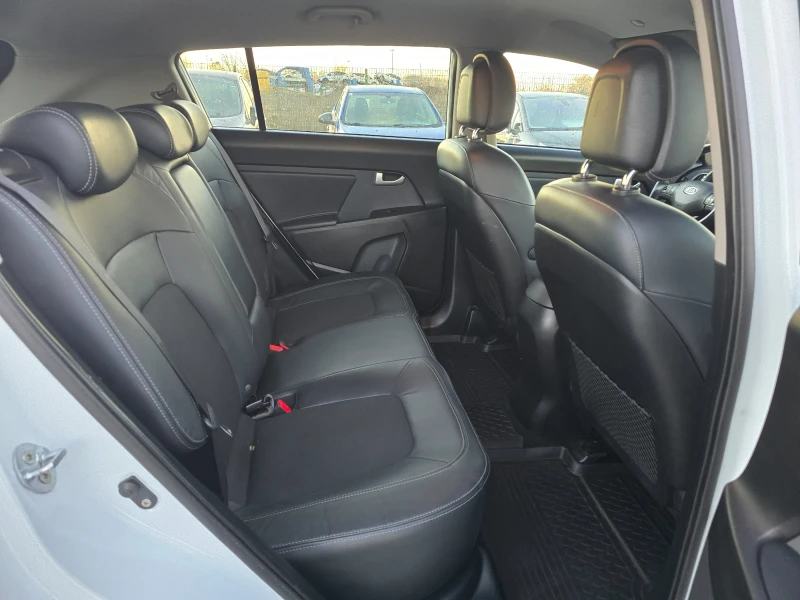Kia Sportage 1.6i 135кс КОЖА ЕВРО 5, снимка 16 - Автомобили и джипове - 52740205
