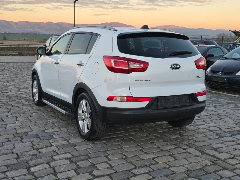 Kia Sportage 1.6i 135кс КОЖА ЕВРО 5, снимка 8 - Автомобили и джипове - 52740205