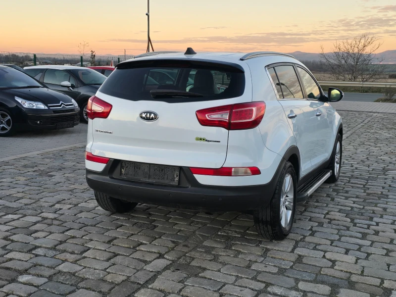 Kia Sportage 1.6i 135кс КОЖА ЕВРО 5, снимка 6 - Автомобили и джипове - 52740205