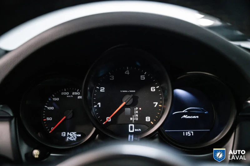 Porsche Macan  * АвтоКредит (ЦЕНА ДО БГ), снимка 15 - Автомобили и джипове - 53502075