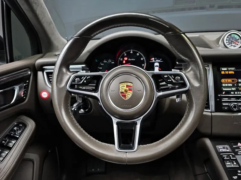Porsche Macan TURBO / BURMESTER, снимка 11 - Автомобили и джипове - 55362907