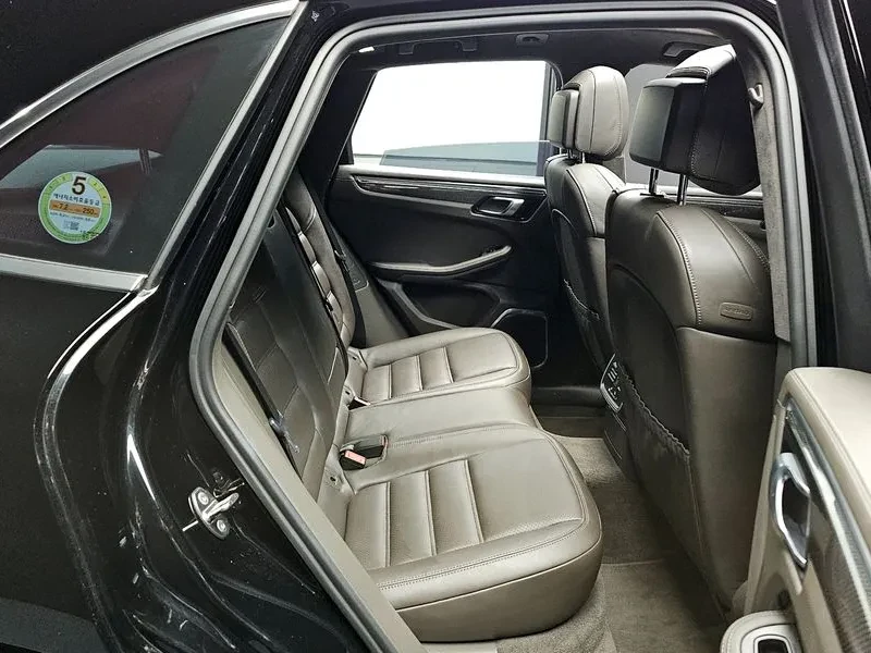 Porsche Macan TURBO / BURMESTER, снимка 16 - Автомобили и джипове - 55362907