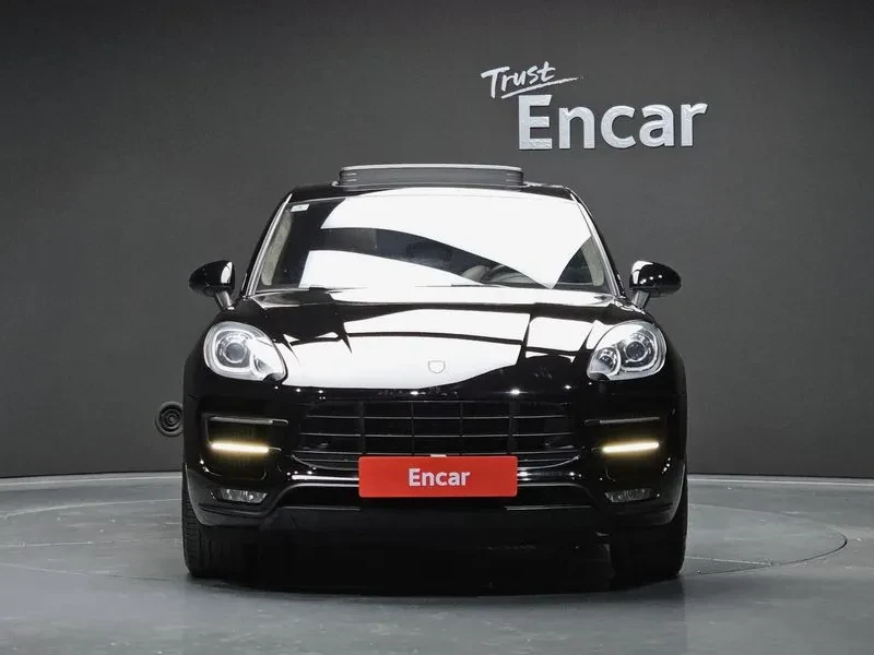 Porsche Macan TURBO / BURMESTER, снимка 3 - Автомобили и джипове - 55362907
